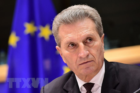 Ủy viên phụ trách ngân sách EU Guenther Oettinger.