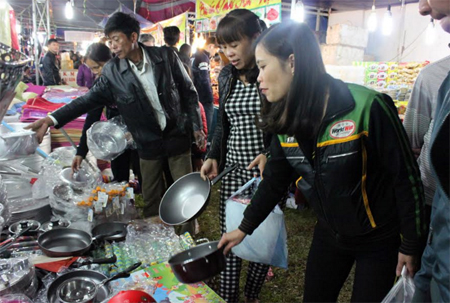 Thông qua việc tổ chức các hội chợ, triển lãm, người tiêu dùng có điều kiện tiếp cận với  hàng Việt có chất lượng, giá thành hợp lý.