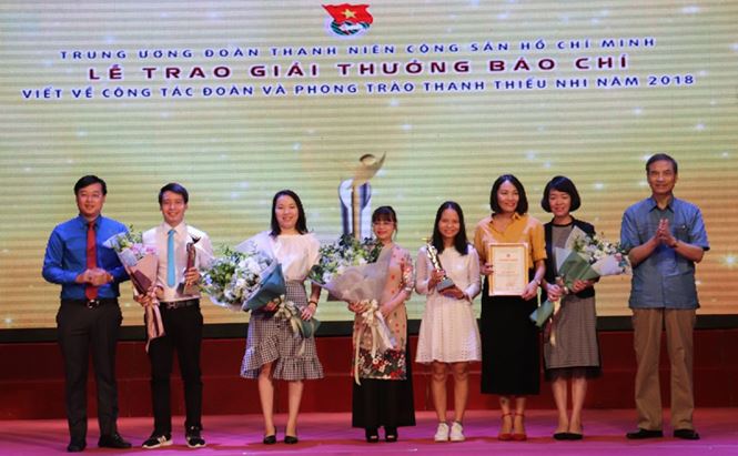 Lễ trao giải thưởng báo chí về công tác Đoàn, phong trào thanh thiếu nhi năm 2018