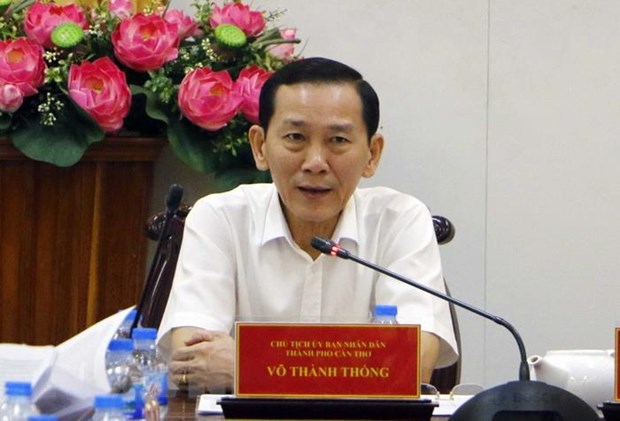 Ông Võ Thành Thống, Phó Bí thư Thành ủy, Chủ tịch Ủy ban nhân dân thành phố Cần Thơ, được bổ nhiệm giữ chức vụ Thứ trưởng Bộ Kế hoạch và Đầu tư.