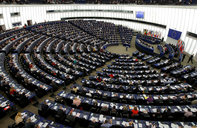 Các thành viên của Nghị viện châu Âu tham gia phiên bỏ phiếu tại Strasbourg, Pháp, ngày 26/3/2019.