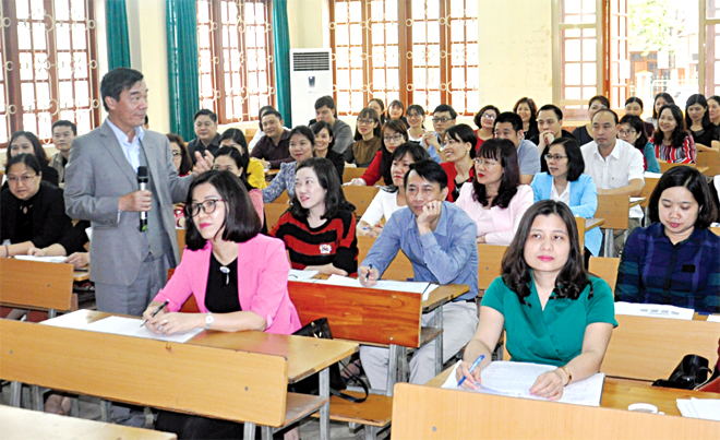 Tham gia Đề án, cán bộ được các giáo sư, phó giáo sư, tiến sỹ của Học viện Chính trị Quốc gia Hồ Chí Minh truyền đạt các kiến thức, kinh nghiệm từ lý luận đến thực tiễn.