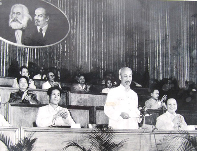 Chủ tịch Hồ Chí Minh phát biểu tại Đại hội đại biểu toàn quốc lần thứ III Đảng Lao động Việt Nam, ngày 5-9-1960. Ảnh tư liệu