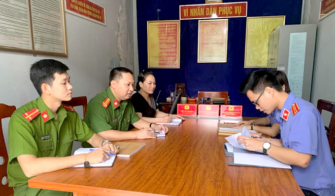 Công an xã Tân Đồng triển khai nhiệm vụ đấu tranh phòng chống tội phạm.