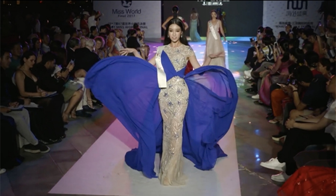 Hoa hậu Đỗ Mỹ Linh xuất hiện trong clip vừa được Ban tổ chức Miss World 2021 tung ra.