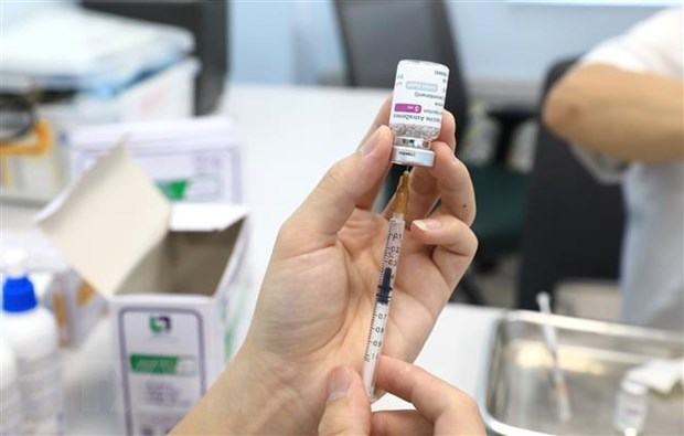 Vaccine Astra Zeneca được tiêm cho đội ngũ các phóng viên tuyến đầu tham gia phòng dịch COVID-19.