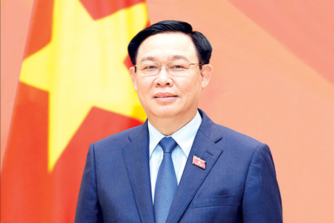Chủ tịch Quốc hội, Chủ tịch Hội đồng Bầu cử quốc gia Vương Đình Huệ.