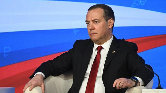 Phó chủ tịch Hội đồng An ninh Nga - ông Dmitry Medvedev.