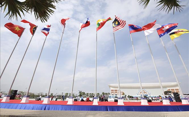 Quốc kỳ các nước tham dự SEA Games 32. Ảnh minh họa