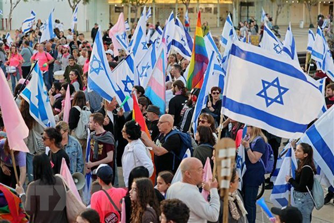 Biểu tình phản đối kế hoạch cải cách tư pháp của chính phủ tại Tel Aviv, Israel, ngày 15/4/2023.