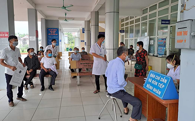Khu vực đón tiếp người bệnh được bố trí thuận tiện cho bệnh nhân chờ đến lượt thăm khám.