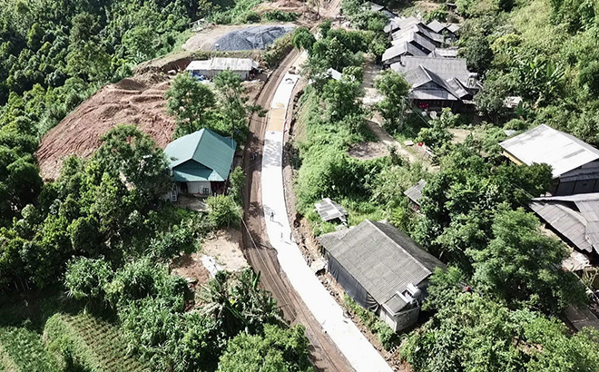 Illustrative image. The construction of Son Luong - Nam Muoi - Sung Do road in Van Chan district has created a driving force to promote socio-economic development of communes along this route.
