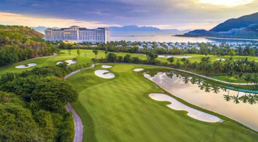 Vinpearl Golf Nha Trang - một trong những sân golf đẹp nhất Việt Nam - Ảnh minh họa