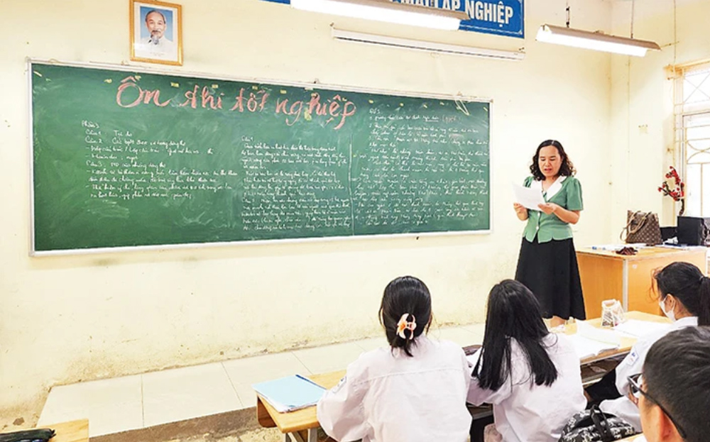 Giờ ôn tập của học sinh lớp 12 Trường THPT Tiền Phong (Mê Linh, Hà Nội).