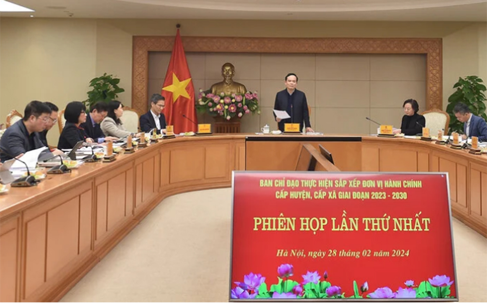 Phó Thủ tướng Trần Lưu Quang chủ trì phiên họp thứ nhất của Ban Chỉ đạo thực hiện sắp xếp đơn vị hành chính cấp huyện, cấp xã.