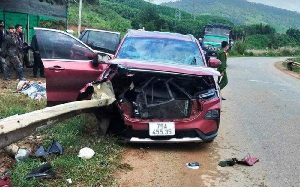 Hiện trường vụ TNGT.