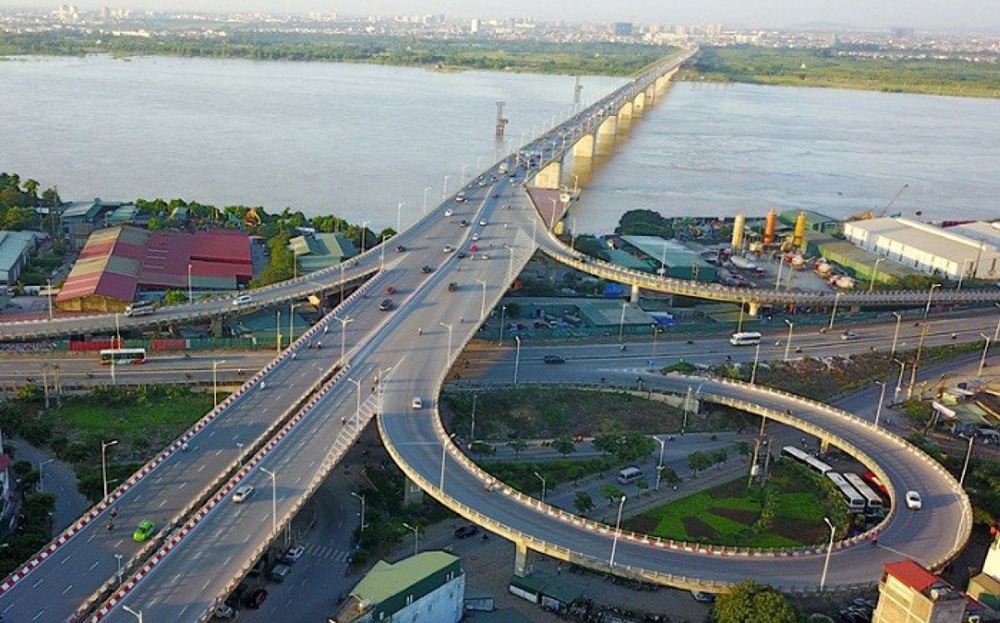 Tháo gỡ vướng mắc, điểm nghẽn để thúc đẩy đầu tư công. Đây không chỉ giải quyết điểm nghẽn đối với tăng trưởng kinh tế của nhiều địa phương mà còn tạo liên kết giữa các vùng.