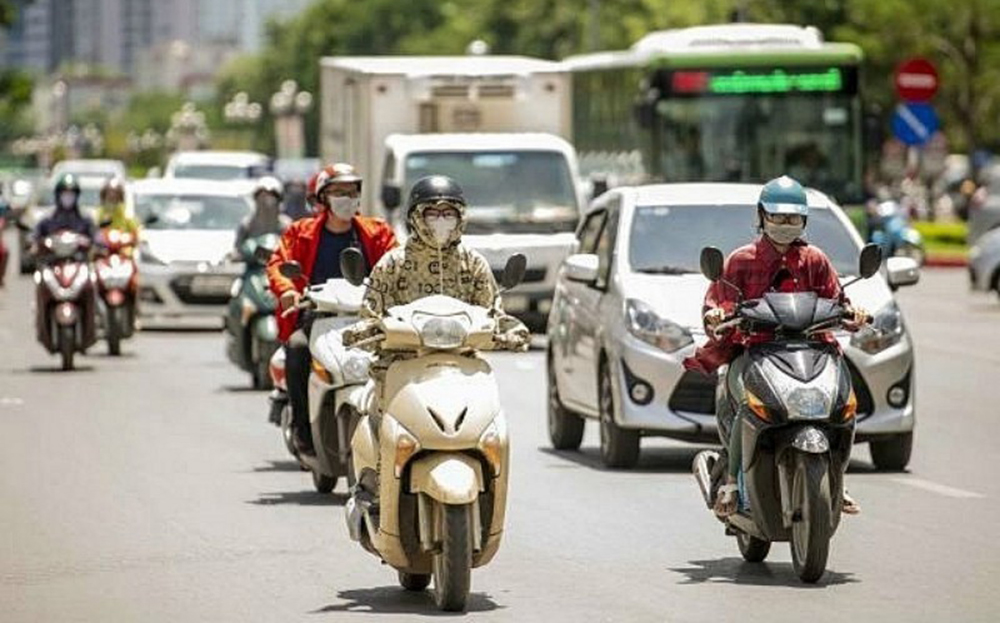 Miền Bắc, miền Trung hôm nay đón nắng nóng.