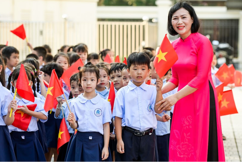 Khai giảng năm học 2024-2025 tại Trường Tiểu học Nguyễn Tất Thành (Nam Định).