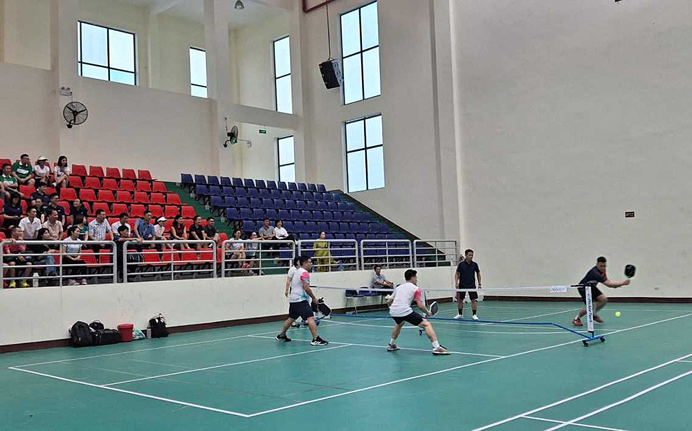 Một trận thi đấu đôi nam tại giải
