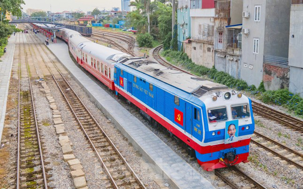 Các ban quản lý dự án đang được Bộ Xây dựng giao nghiên cứu xây dựng thêm 6 tuyến đường sắt quốc gia giai đoạn 2025 - 2027.