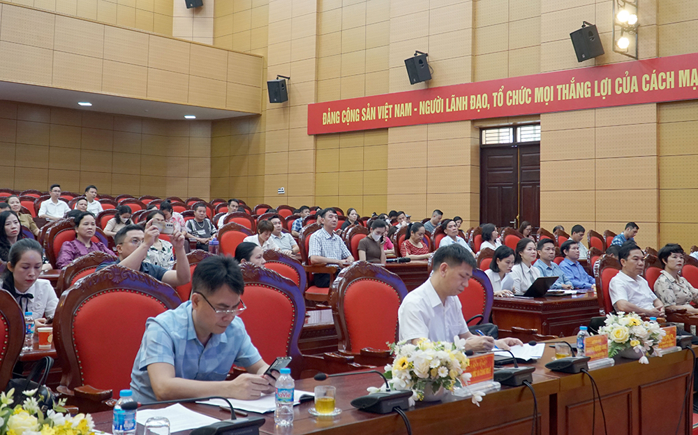 Quang cảnh hội nghị.