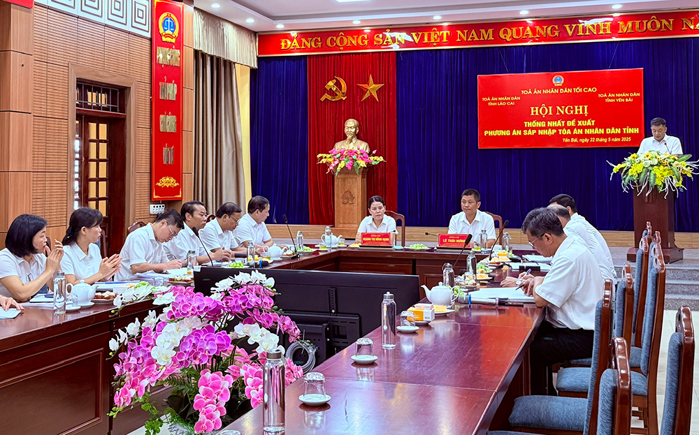 Toàn cảnh Hội nghị.
