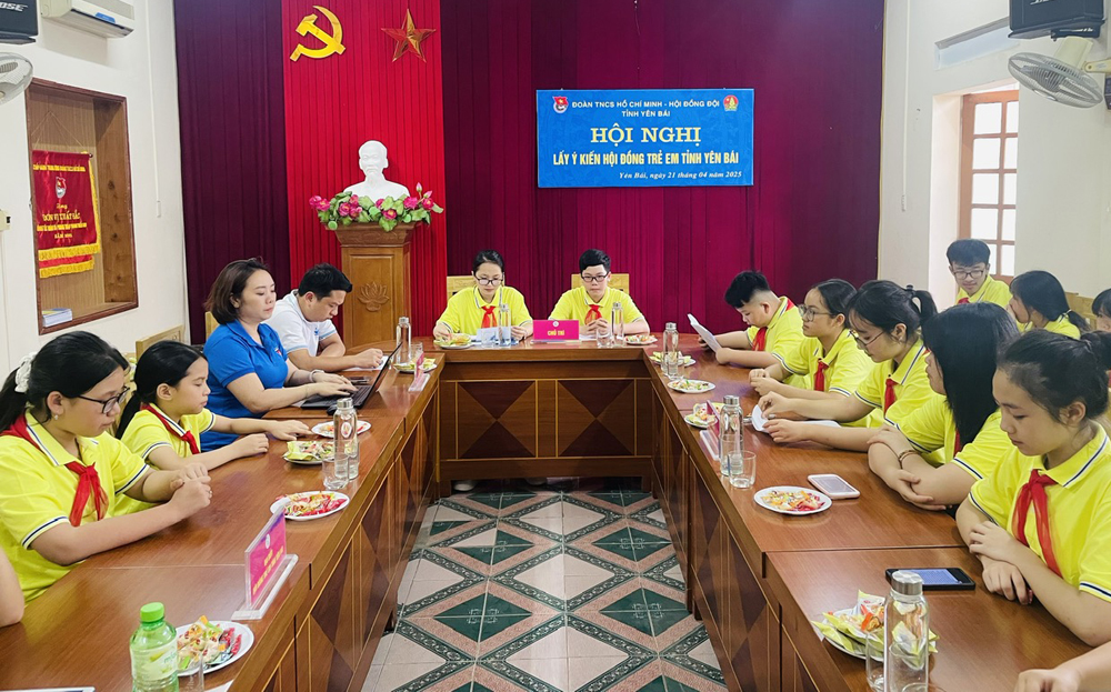 Hội đồng trẻ em tỉnh tham gia Hội nghị lấy ý kiến năm 2025 về các vấn đề trẻ em quan tâm hiện nay.