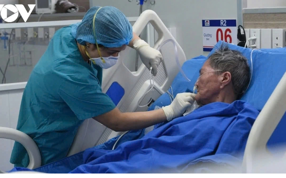 Các bệnh viện đã bố trí các khu riêng chăm sóc bệnh nhân mắc COVID-19 (ảnh minh hoạ)