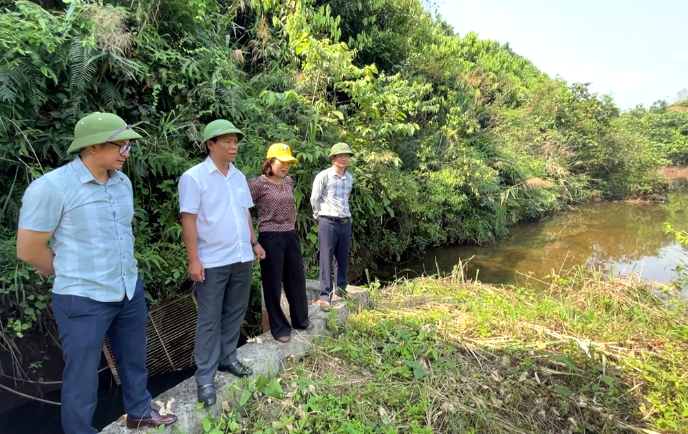 Lãnh đạo Sở NN & MT kiểm tra an toàn các hồ đập trước mùa mưa bão tại huyện Văn Yên