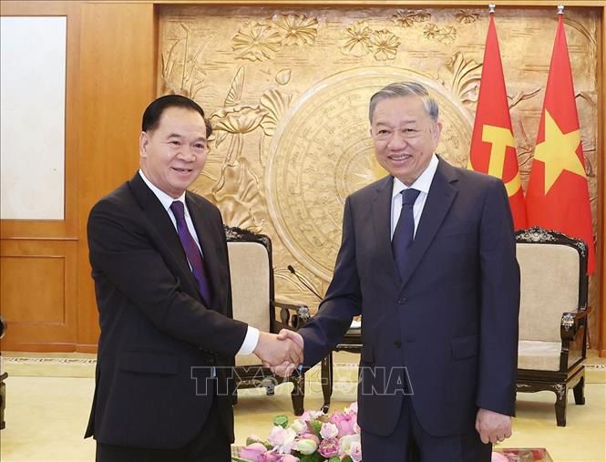 Tổng Bí thư Tô Lâm tiếp Bí thư Trung ương Đảng, Chánh Văn phòng Trung ương Đảng NDCM Lào Thongsalith Mangnomek.