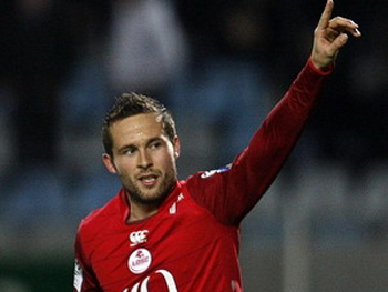 Yohan Cabaye gia nhập Newcastle.