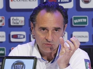 Huấn luyện viên Cesare Prandelli.