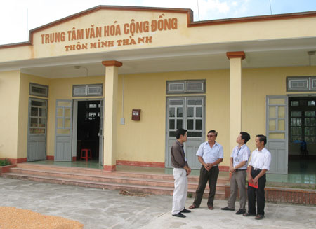 11 hộ dân thôn Minh Thành (xã Tuy Lộc, thành phố Yên Bái) đã hiến hơn 1.500m2 để xây dựng nhà văn hóa thôn khang trang, rộng rãi.