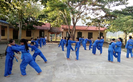 Lớp học Vovinam trong dịp hè năm 2016 ở xã 
Tân Lĩnh, huyện Lục Yên.