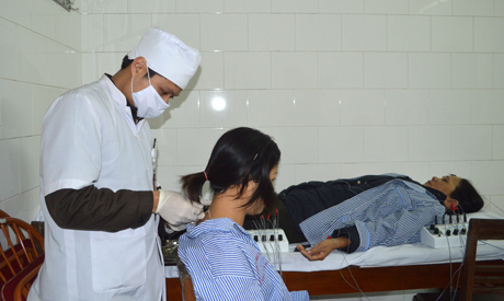 Ngày càng có nhiều bệnh nhân đến với Bệnh viện Y học cổ truyền tỉnh Yên Bái.