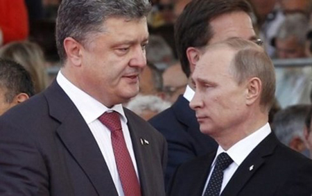 Tổng thống Ukraine Poroshenko (trái) và Tổng thống Nga Putin.