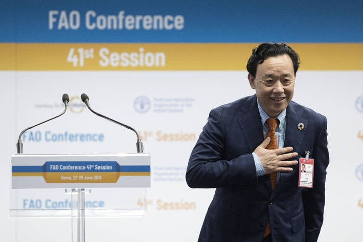 Tổng giám đốc FAO Qu Dongyu nhiệm kỳ 2019 - 2023 phát biểu cảm ơn.