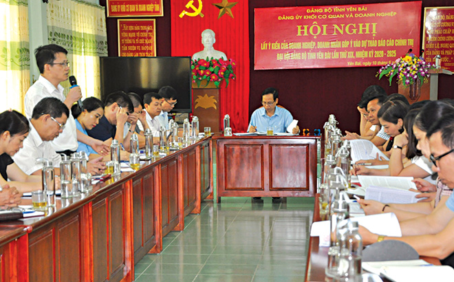 Đảng bộ Khối Cơ quan và Doanh nghiệp tỉnh tổ chức lấy ý kiến của các doanh nghiệp, doanh nhân vào Dự thảo Báo cáo chính trị trình Đại hội Đảng bộ tỉnh lần thứ XIX.