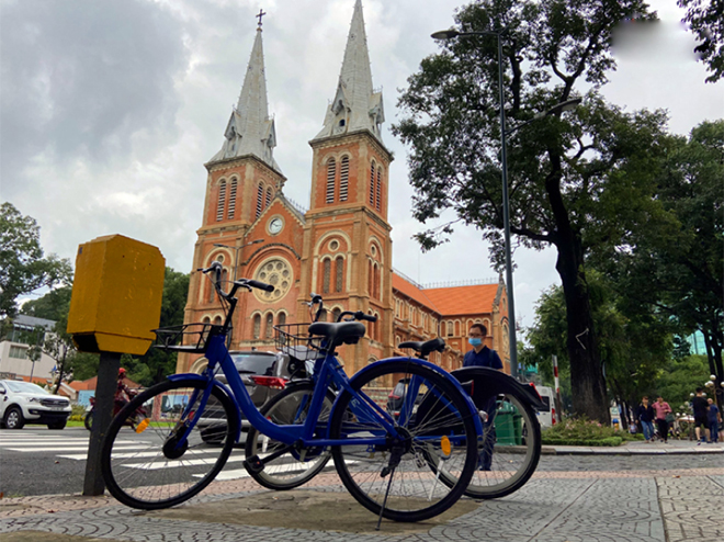 Người dân đi xe đạp để hưởng ứng Ngày không xe hơi tại Brussels, Bỉ, ngày 22/9/2019.