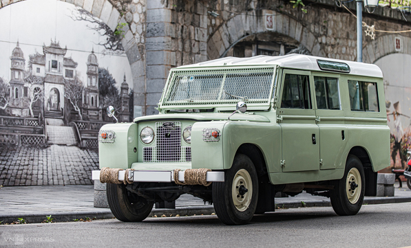 Land Rover Station Wagon – Xế Cổ Hàng Hiếm Tại Việt Nam