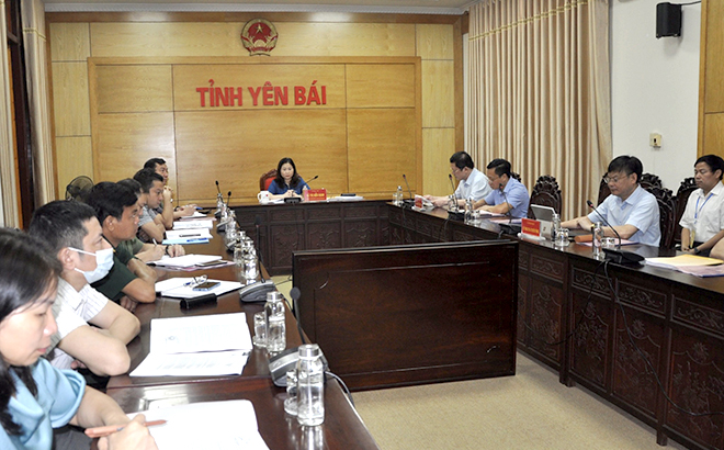 Các đại biểu dự Hội nghị trực tuyến công tác thi tại điểm cầu tỉnh Yên Bái.