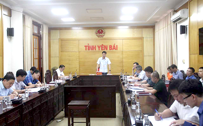 Đồng chí Nguyễn Thế Phước - Phó Chủ tịch Thường trực UBND tỉnh phát biểu kết luận buổi làm việc.