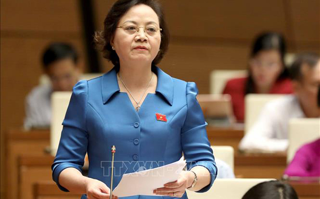 Bộ trưởng Bộ Nội vụ Phạm Thị Thanh Trà giải trình làm rõ ý kiến của đại biểu Quốc hội nêu.