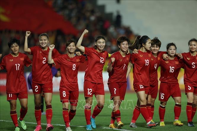 Tuyển nữ Việt Nam trở thành đội bóng đầu tiên trong lịch sử vô địch 4 kỳ SEA Games liên tiếp. Ảnh tư liệu