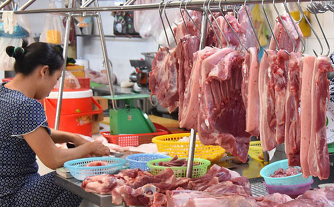Chính phủ thống nhất không đưa thịt lợn vào danh mục hàng hóa dịch vụ bình ổn giá tại dự thảo Luật Giá (sửa đổi). Ảnh minh họa.