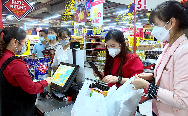 Các doanh nghiệp sử dụng hóa đơn điện tử có mã của cơ quan thuế khởi tạo từ máy tính tiền.