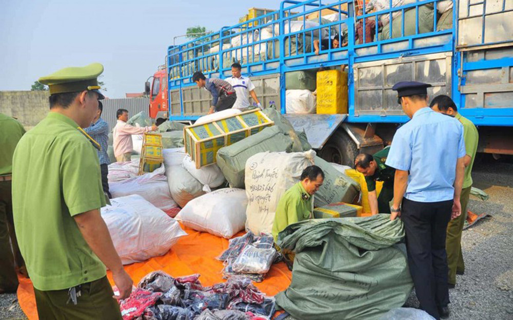 Đẩy mạnh cao điểm đấu tranh ngăn chặn, đẩy lùi tình trạng buôn lậu, gian lận thương mại, hàng giả.