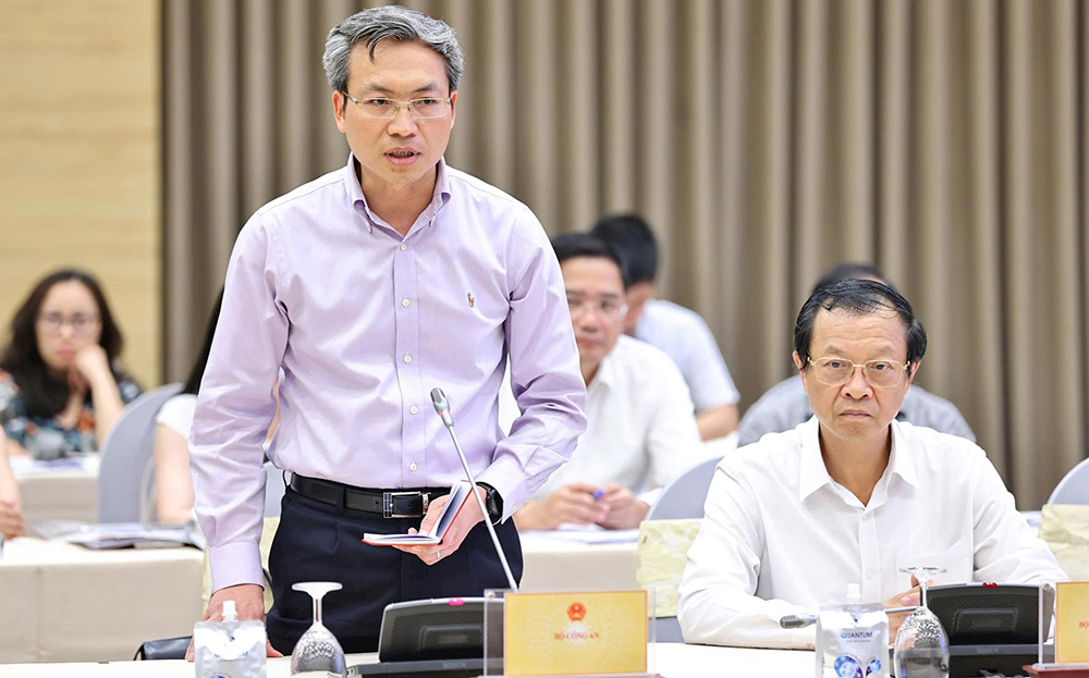 Thiếu tướng Nguyễn Quốc Toản, Chánh Văn phòng, Người phát ngôn Bộ Công an phát biểu.