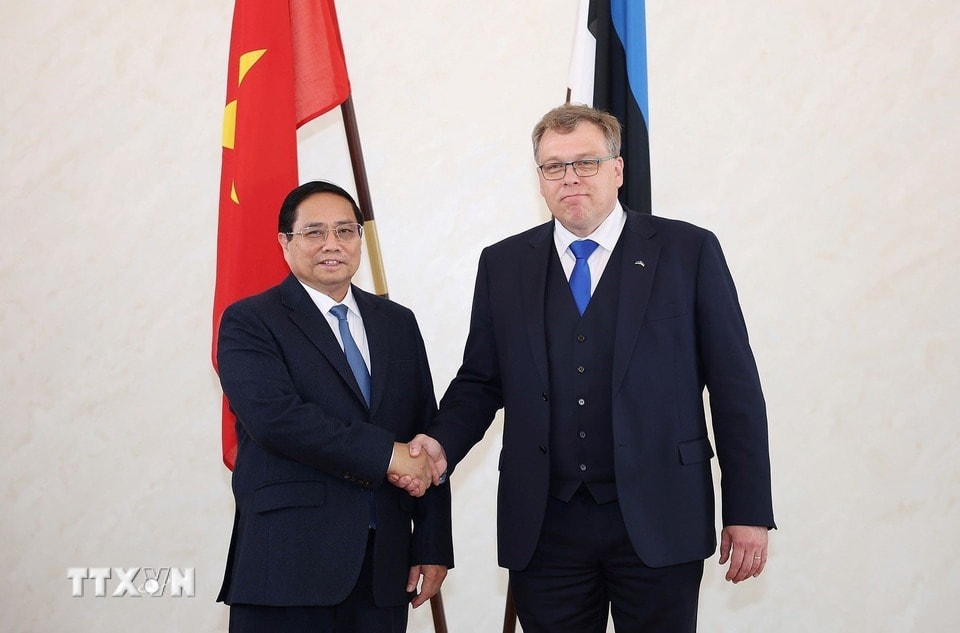 Thủ tướng Phạm Minh Chính hội kiến Chủ tịch Quốc hội Estonia Lauri Hussar.